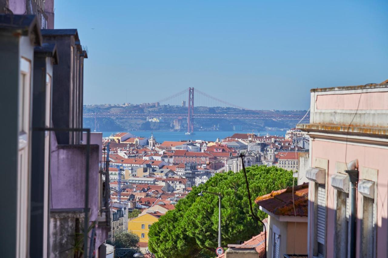Aesthetic Riverview Apartment In Historical Lisboa Eksteriør billede