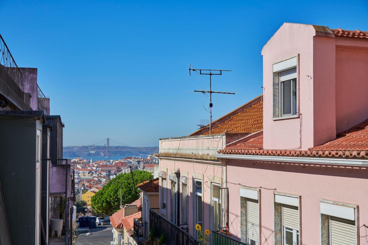 Aesthetic Riverview Apartment In Historical Lisboa Eksteriør billede