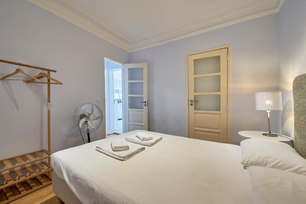 Aesthetic Riverview Apartment In Historical Lisboa Eksteriør billede